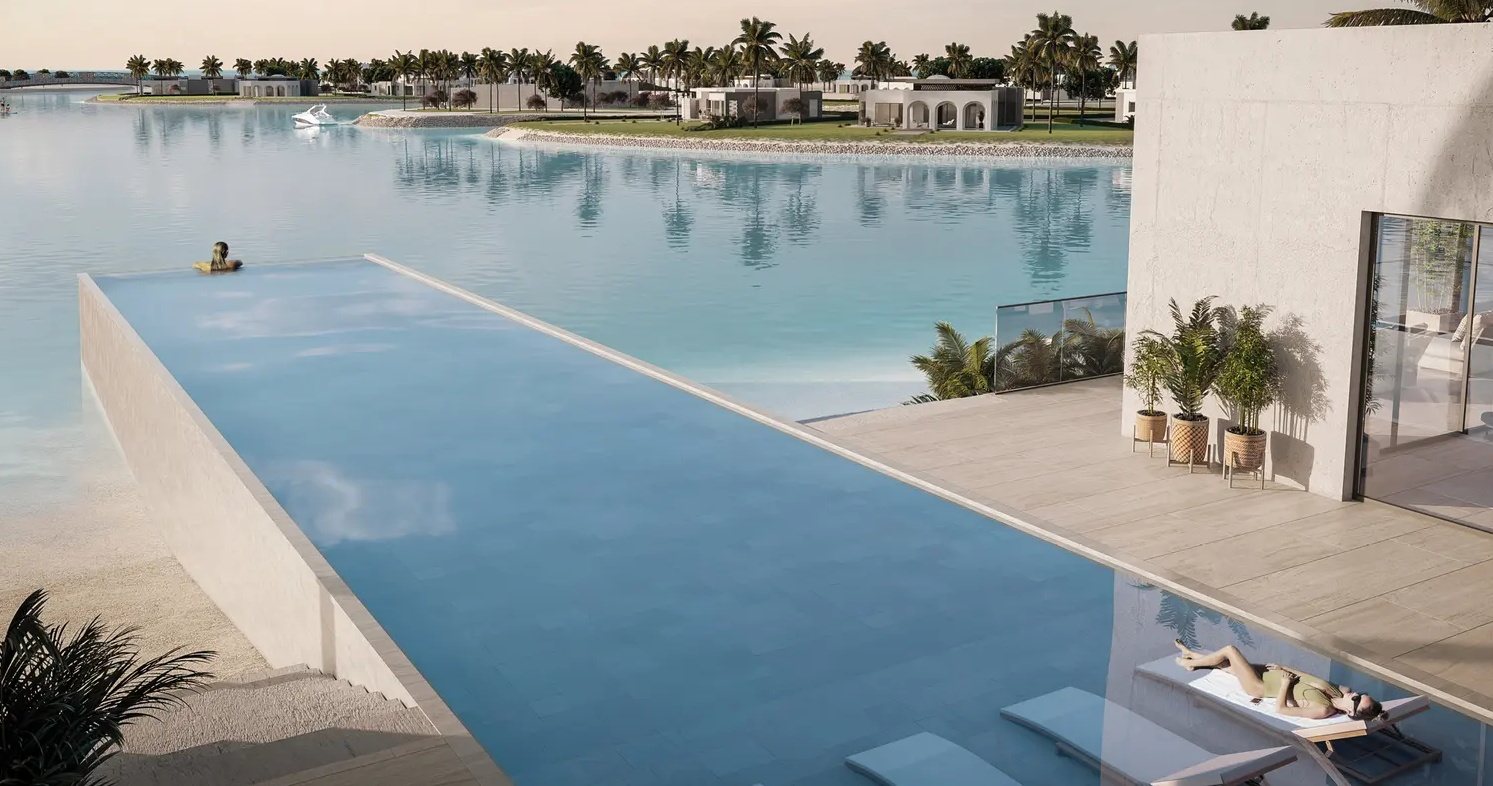 Amazi Hawana Salalah — infinity pool above the lagoon